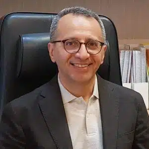 دکتر فرزاد حدائق